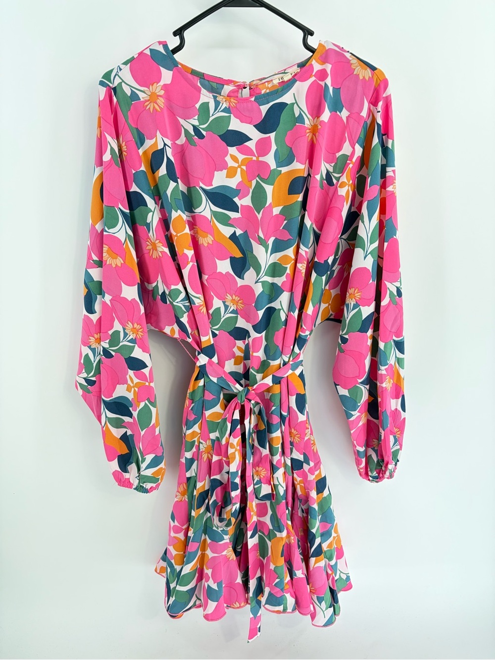 Jodifl Boutique Floral Dress with Tie Waist‎ - Size Large